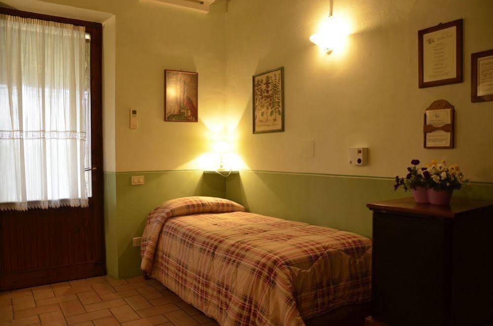 ספלו Agriturismo Le Due Torri Torre Quadrano מראה חיצוני תמונה